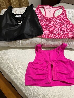 Lot of Sports Bras - Supportive Women's Activewear